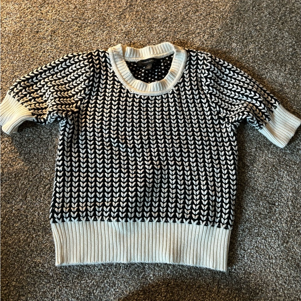 Banana Republic heart knit sweater